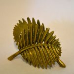 Messing servethouder